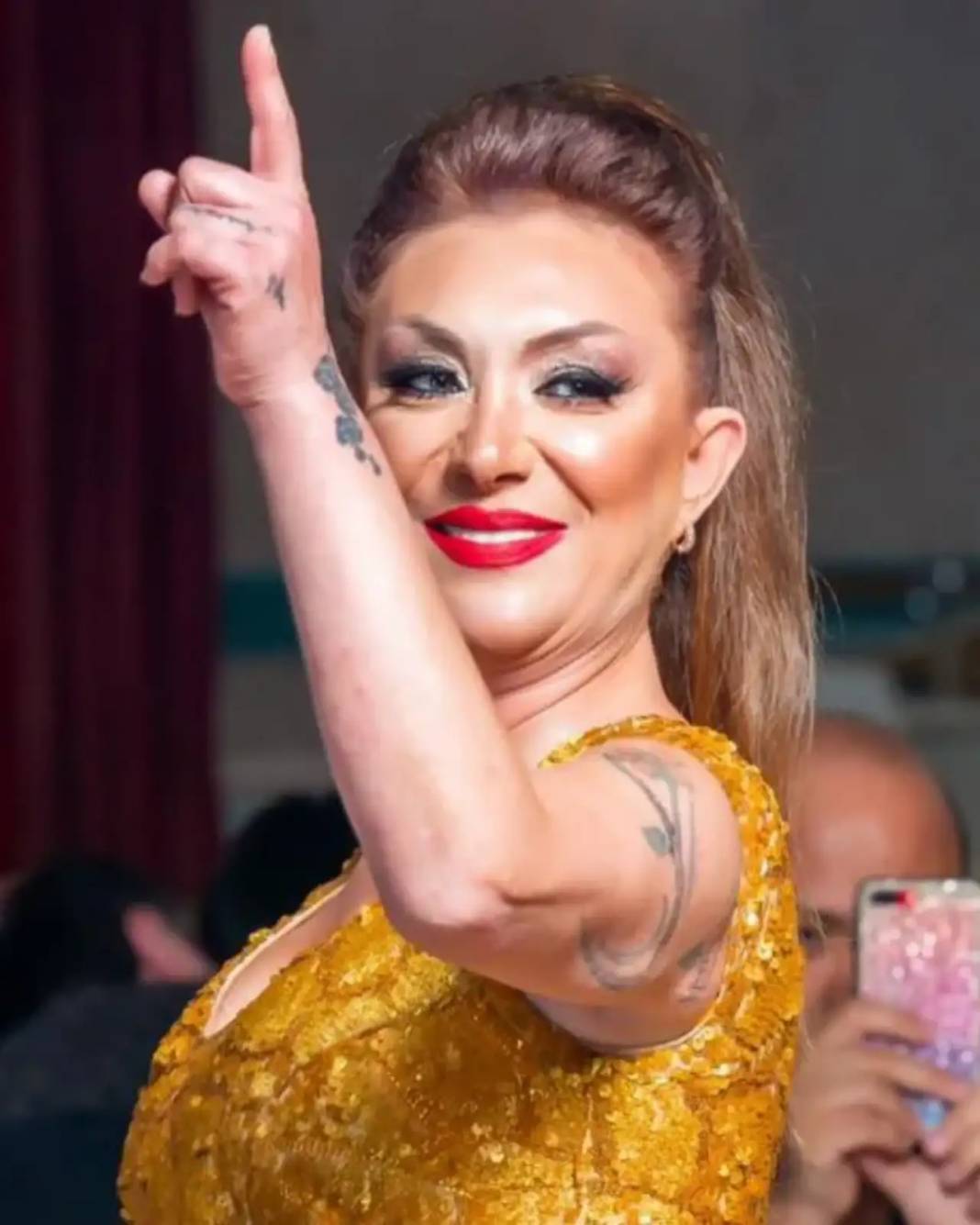 Güllü’nün kızı Tuyan Ülkem Gülter ilk kez konuştu! 4